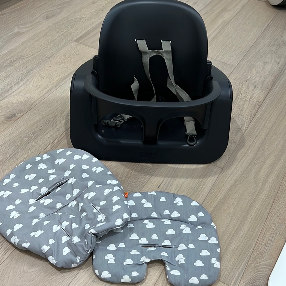 Stokke Steps | Baby Seat + Cushion